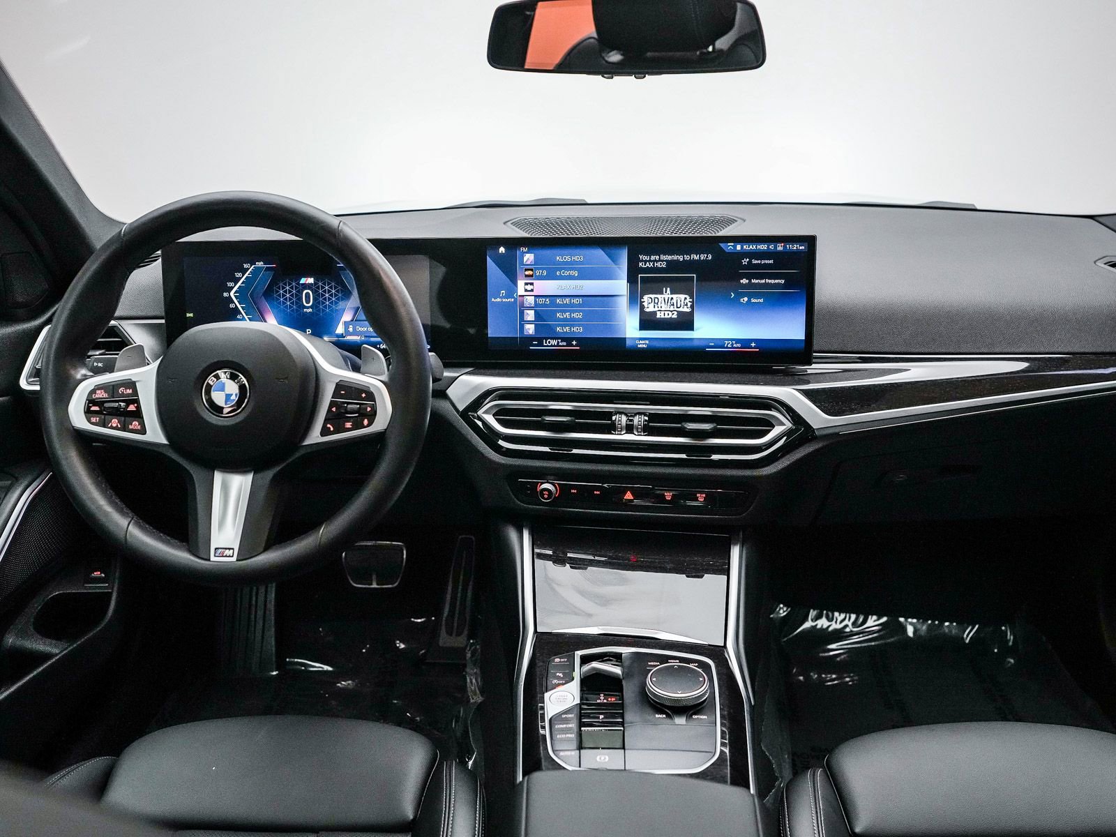 Certified 2024 BMW 330i Sedan w/ M Sport Package RWD image 13