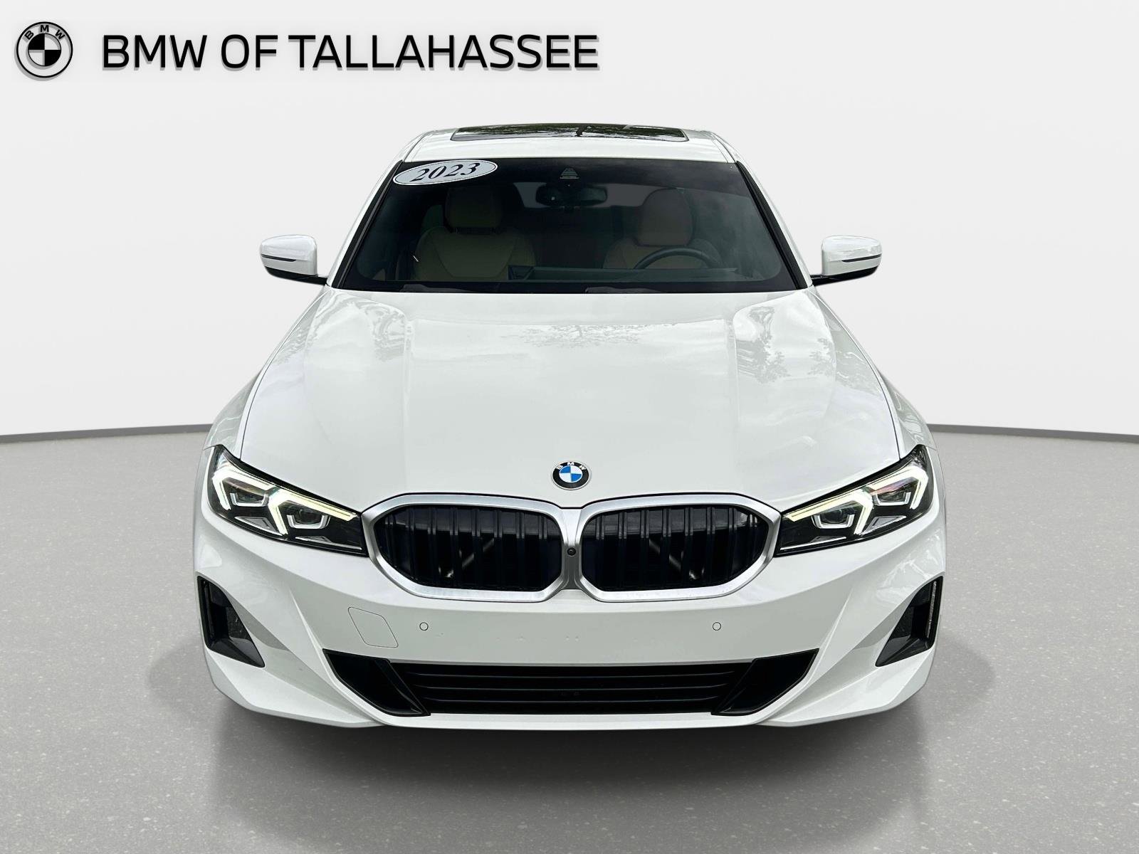 Used 2023 BMW 330i Sedan w/ Premium Package image 12