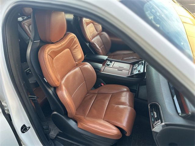 Used 2021 Lincoln Navigator L Reserve w/ Luxury Package image 29