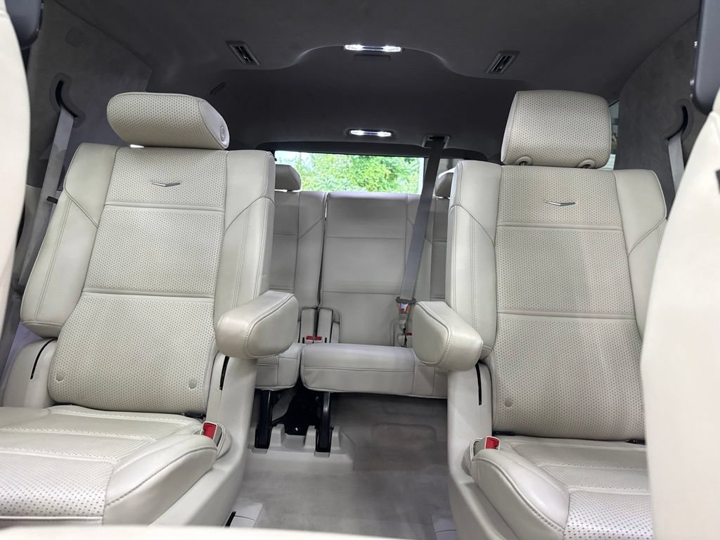 Used 2024 Cadillac Escalade Sport Platinum w/ LPO, ONYX Package AWD/4WD image 25
