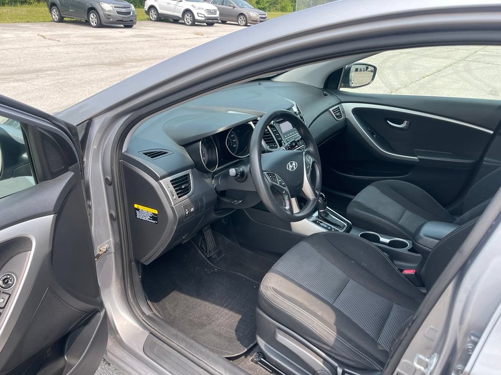 Used 2014 Hyundai Elantra GT FWD image 13