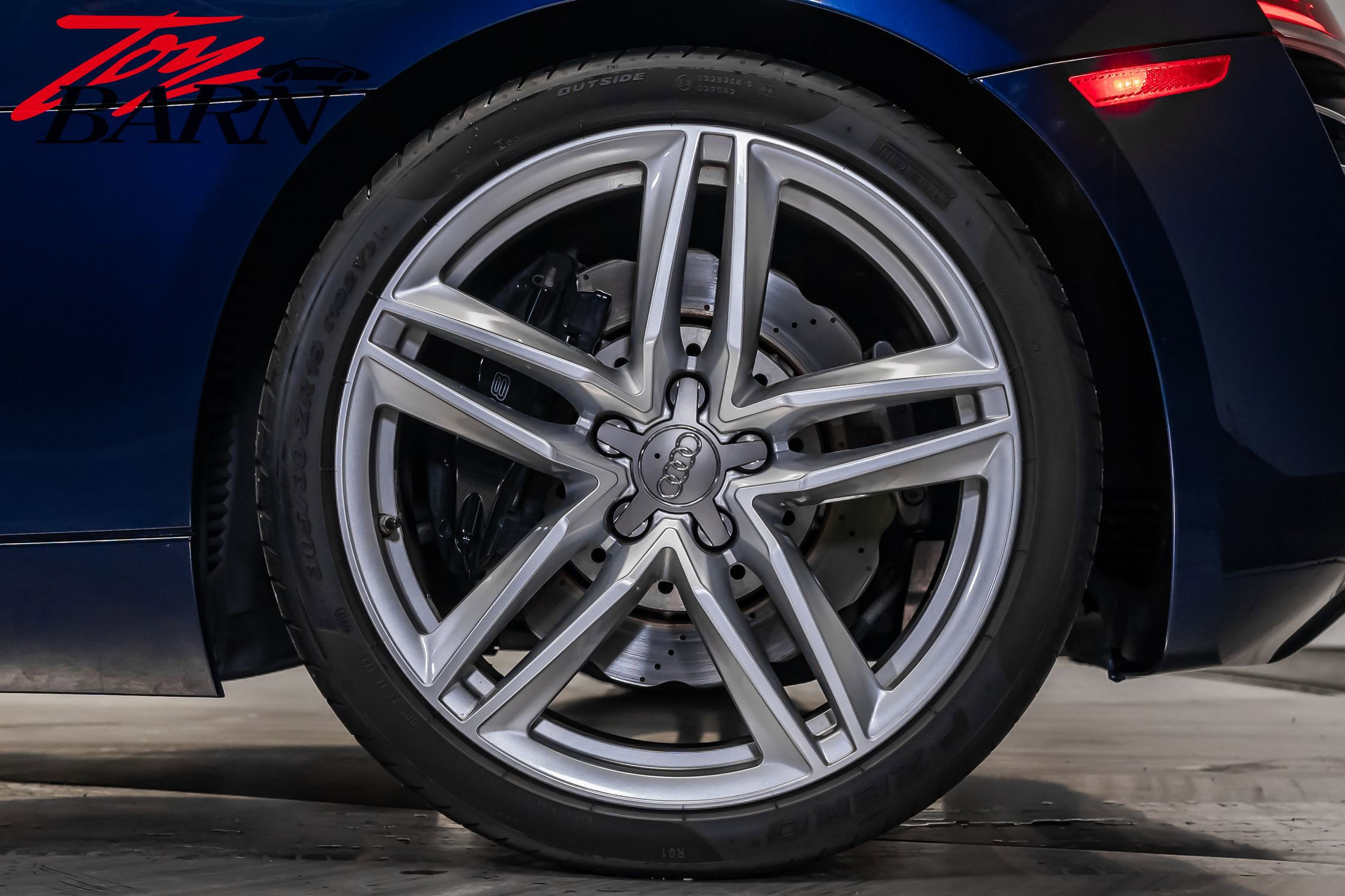 Used 2014 Audi R8 V8 image 25