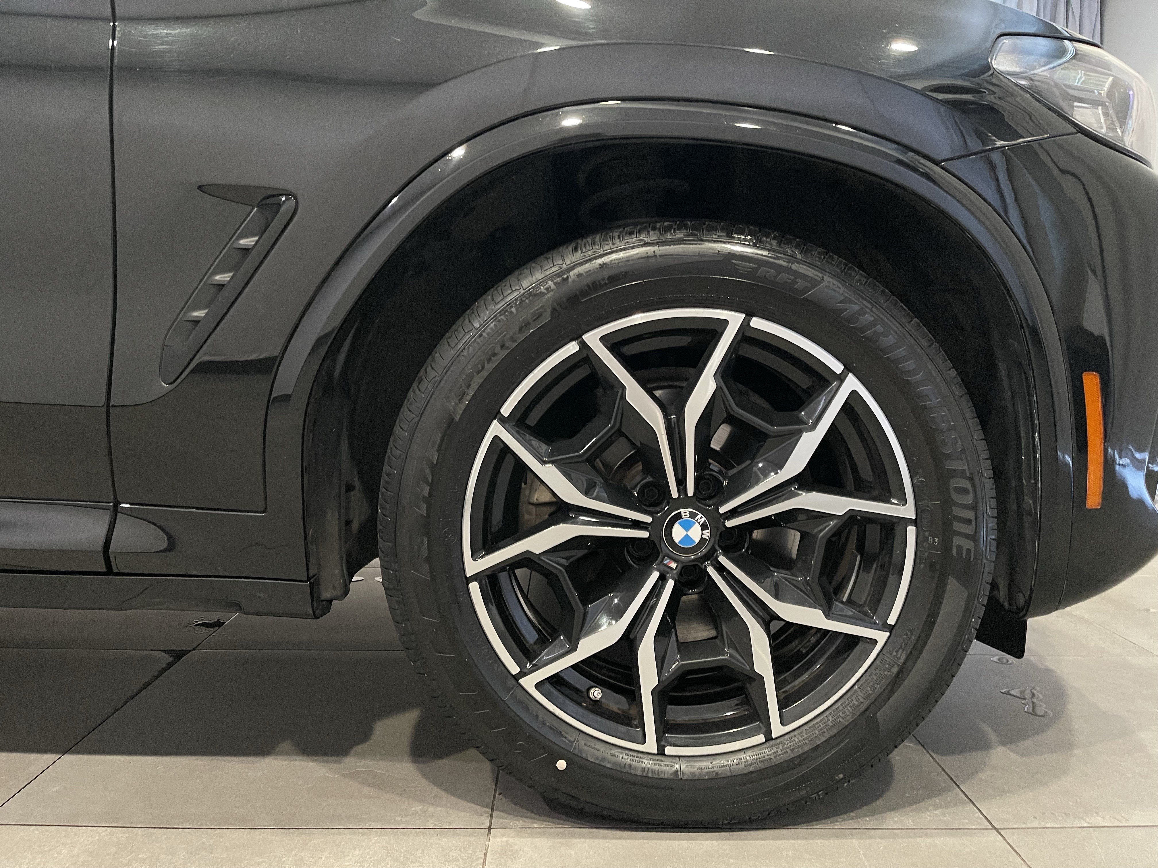 Certified 2023 BMW X3 xDrive30i w/ M Sport Package AWD/4WD image 10