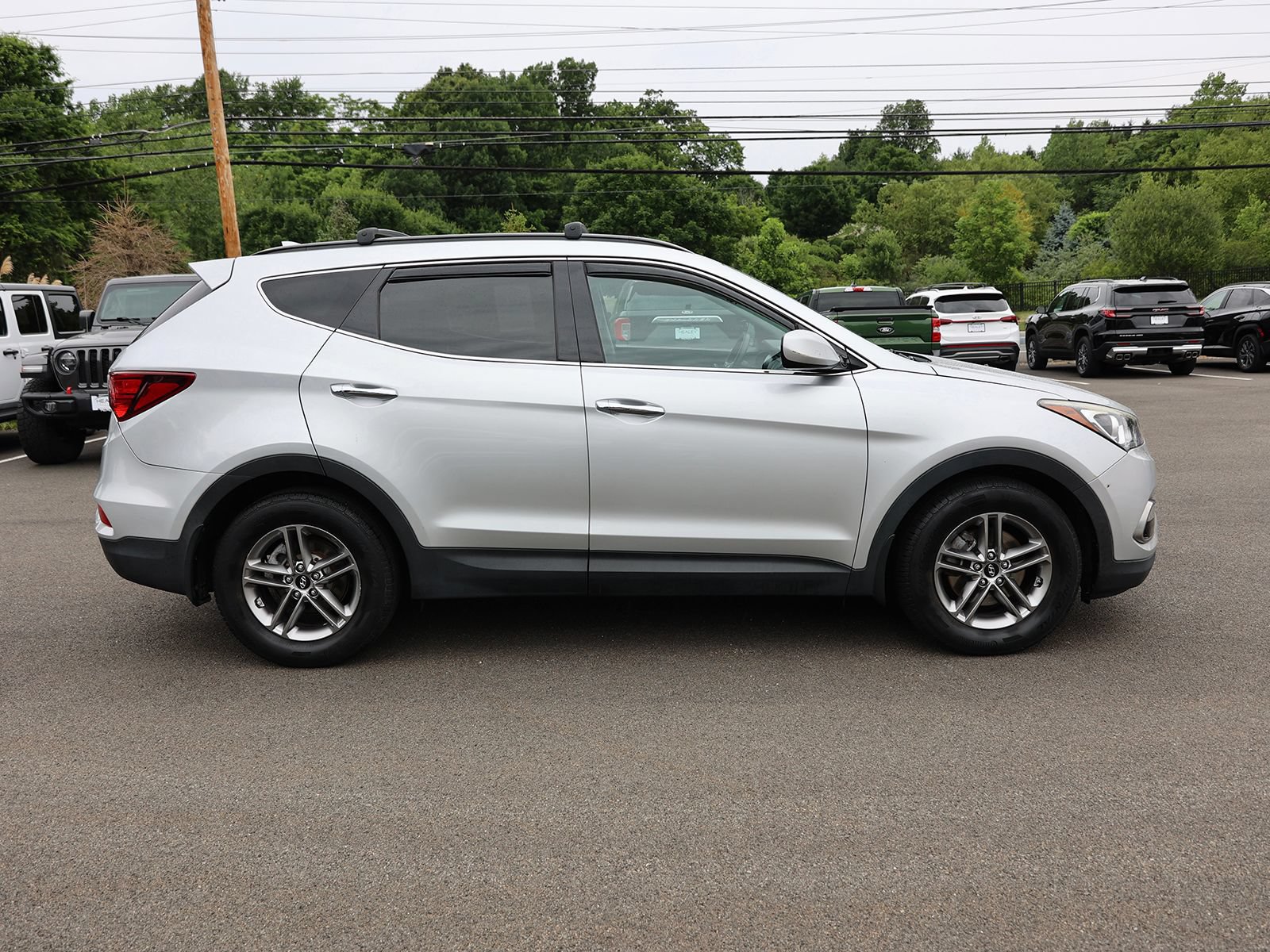 Used 2017 Hyundai Santa Fe Sport AWD/4WD image 8