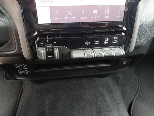 New 2026 RAM 2500 Tradesman AWD/4WD image 38