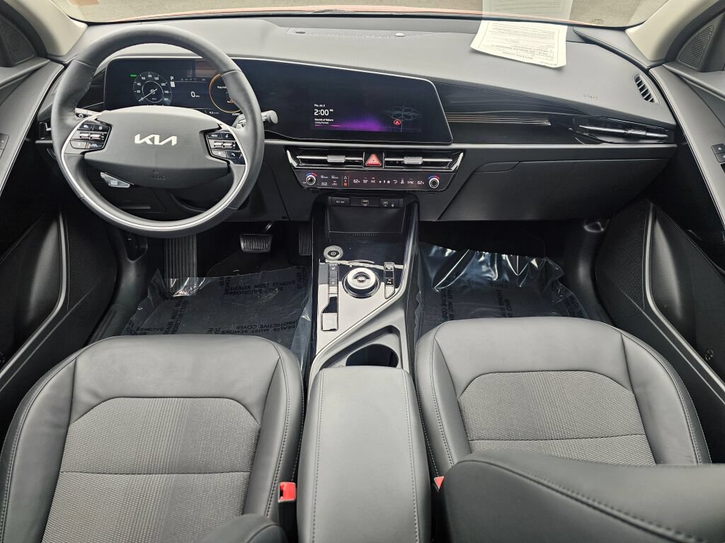 Certified 2023 Kia Niro Wind w/ Wind Preserve Package FWD image 9