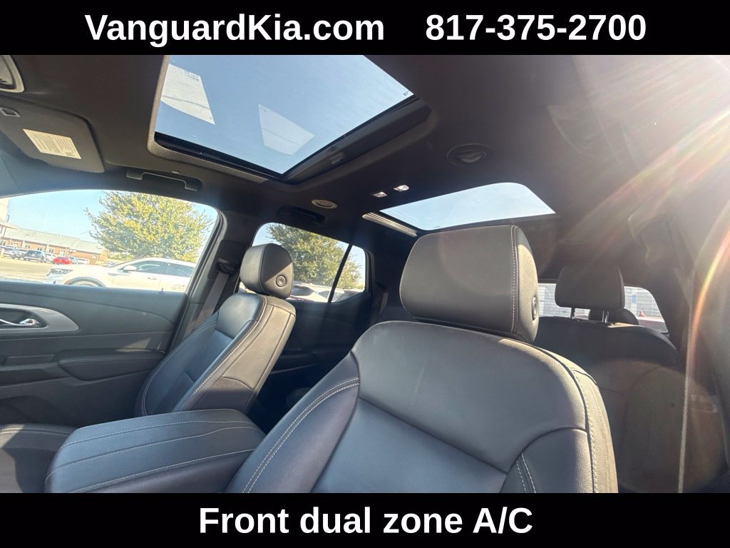 Used 2022 Chevrolet Traverse LT w/ LT Premium Package FWD image 7