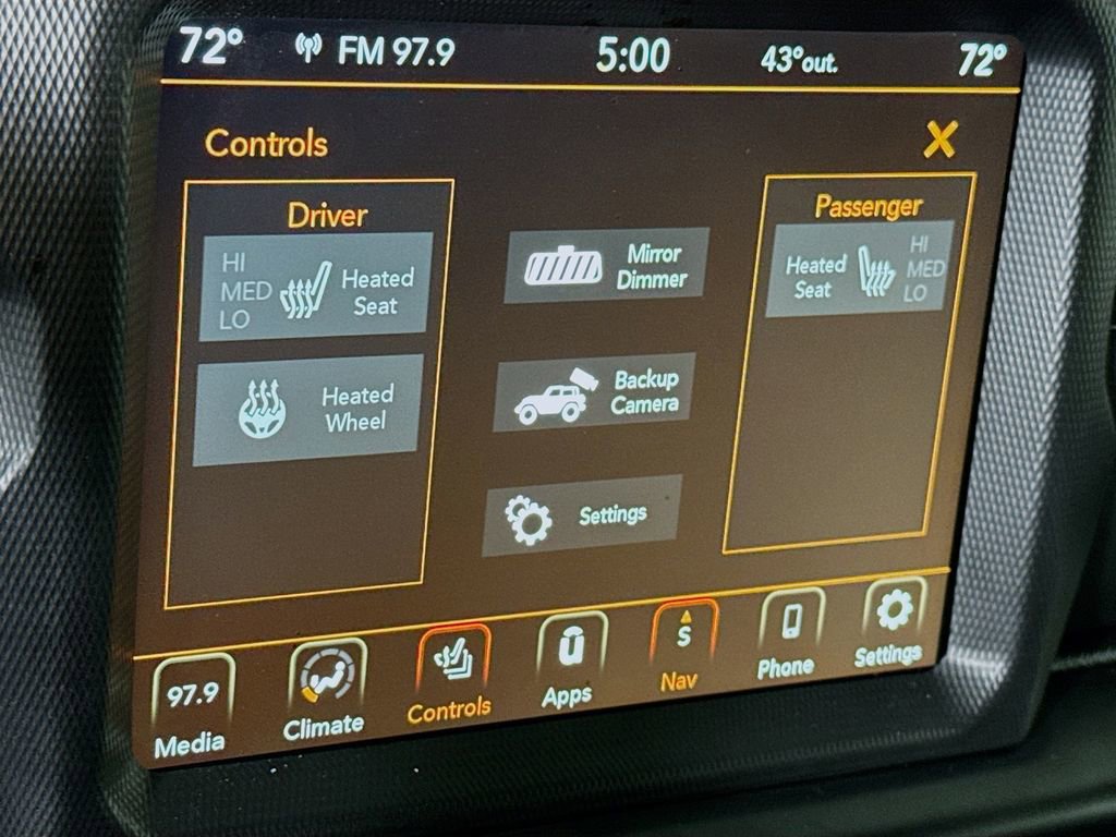 Used 2022 Jeep Wrangler Unlimited Sahara w/ Cold Weather Group image 12