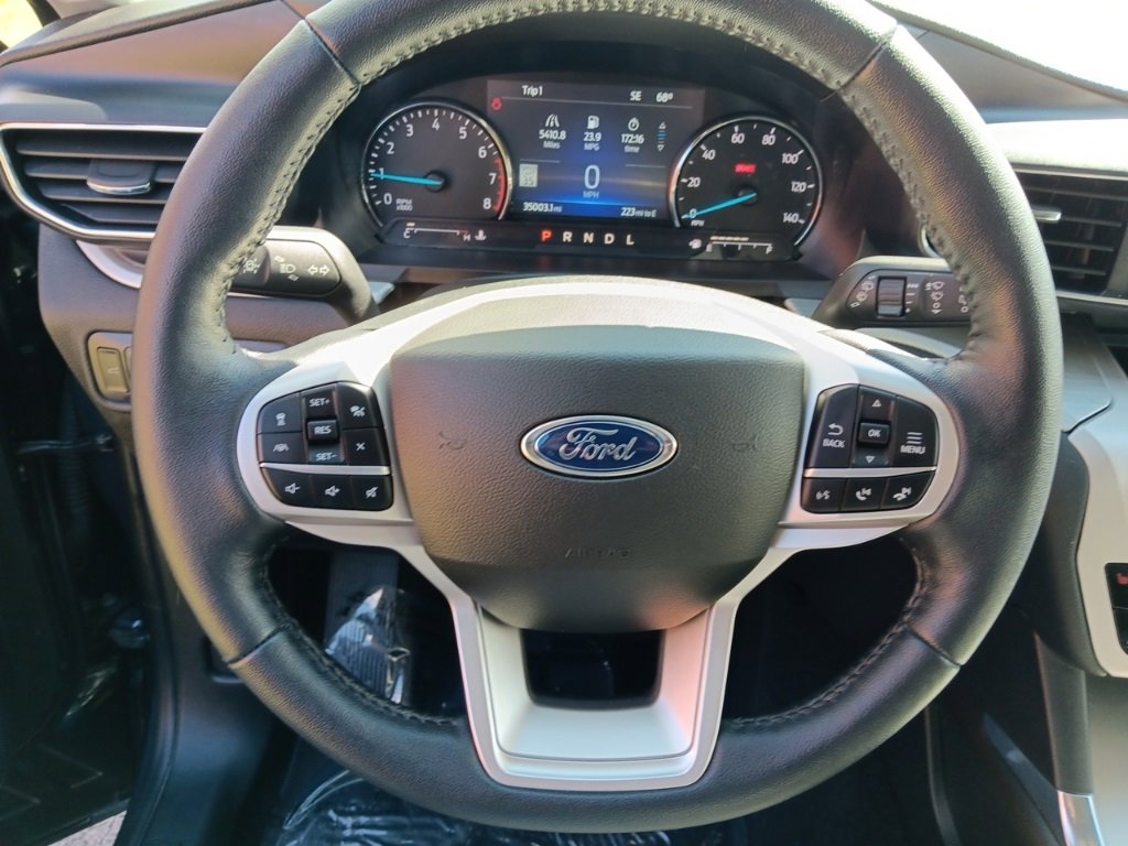 Used 2022 Ford Explorer XLT w/ Equipment Group 202A image 11