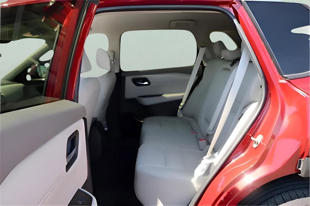 Used 2024 Nissan Rogue SL image 13