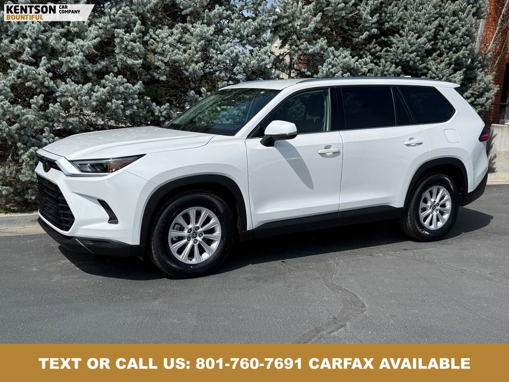 Used 2025 Toyota Grand Highlander AWD image 1