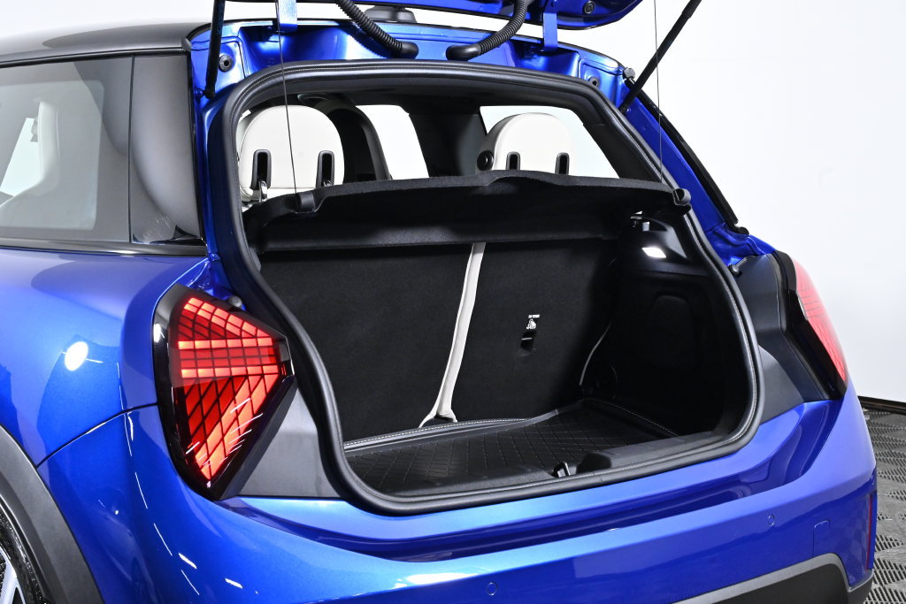 Certified 2026 MINI Cooper S FWD image 36