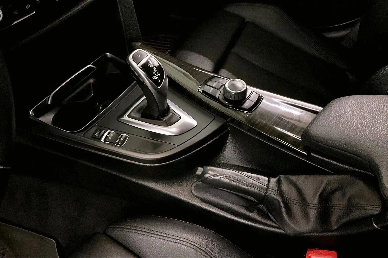 Used 2016 BMW 328i xDrive Sedan image 16