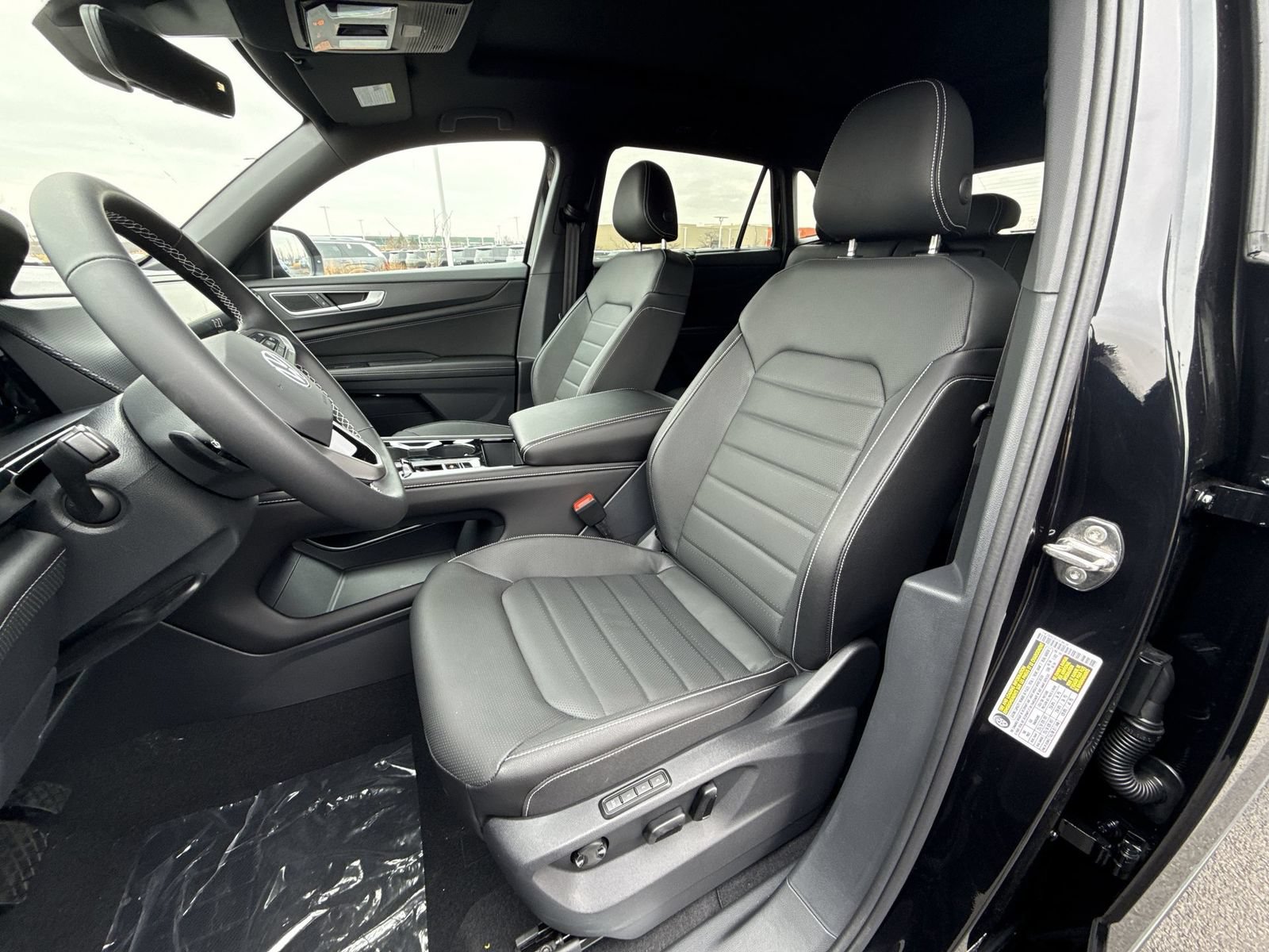 New 2026 Volkswagen Atlas Cross Sport SEL AWD/4WD image 13