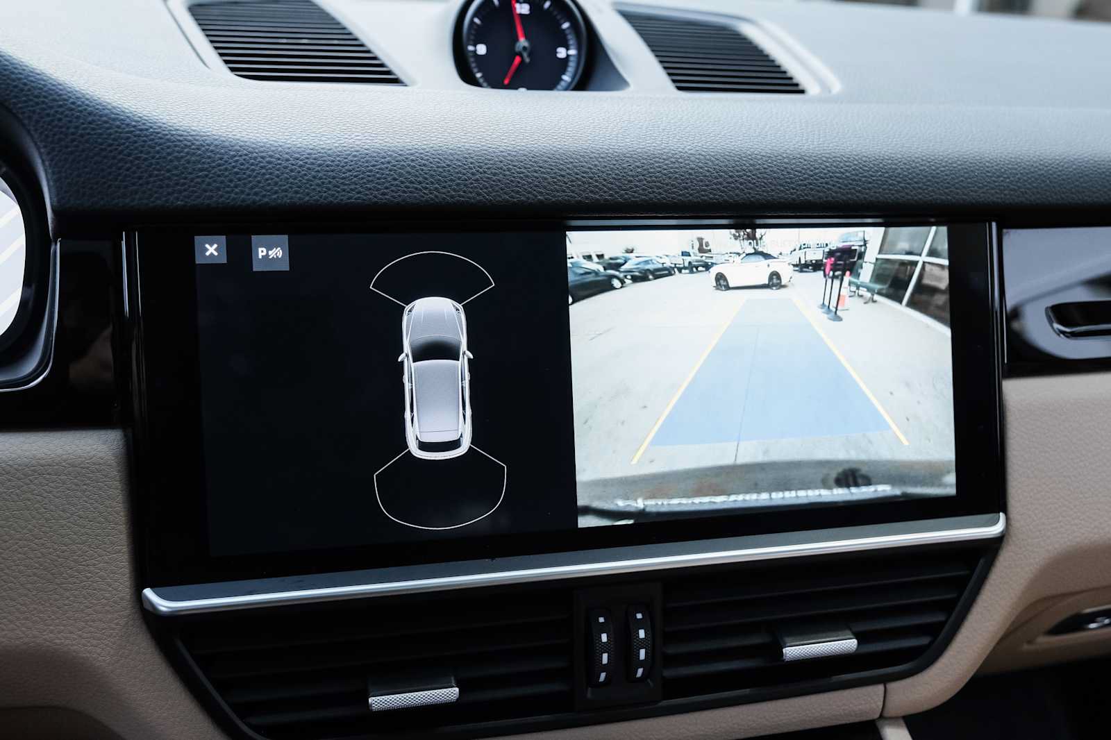 Used 2019 Porsche Cayenne AWD/4WD image 44