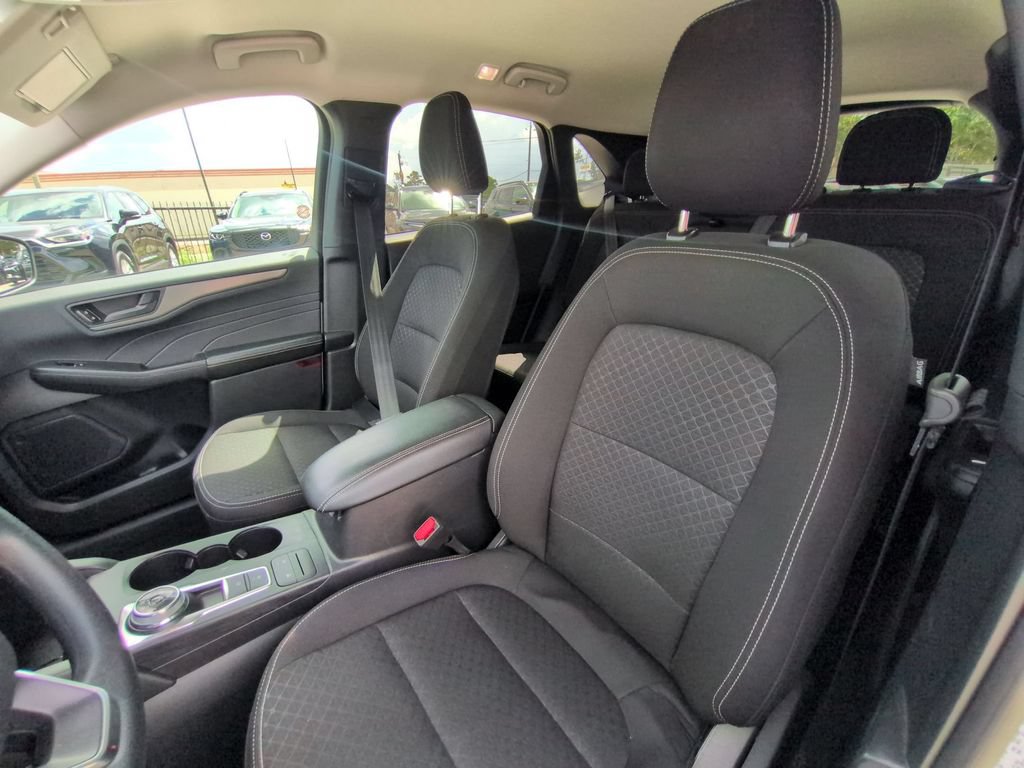 Used 2025 Ford Escape Active FWD image 24