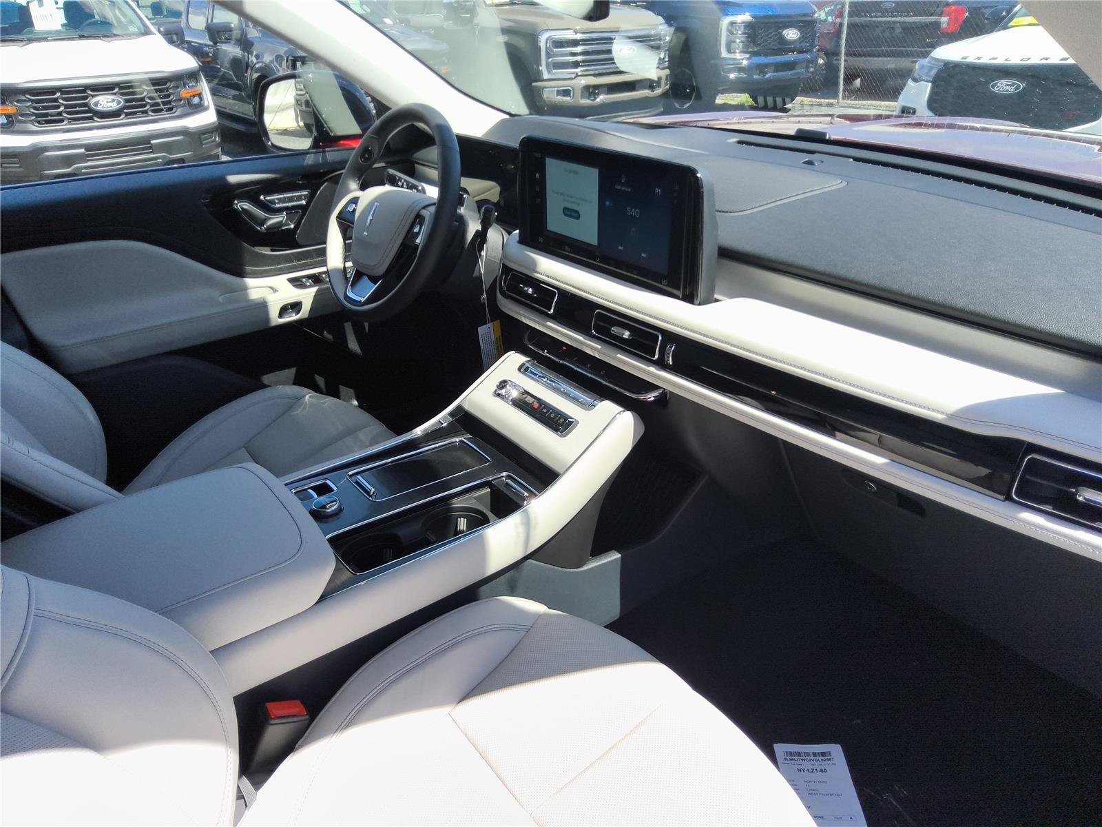 New 2027 Lincoln Aviator Reserve RWD image 32