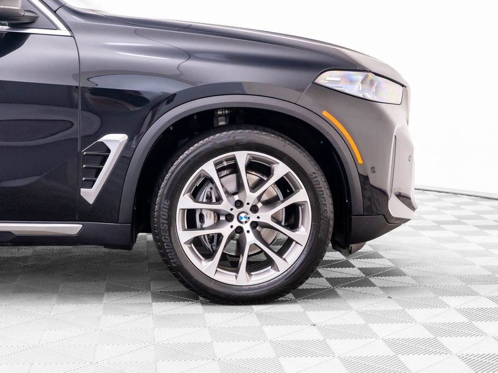 Used 2024 BMW X5 xDrive40i w/ Premium Package AWD/4WD image 31