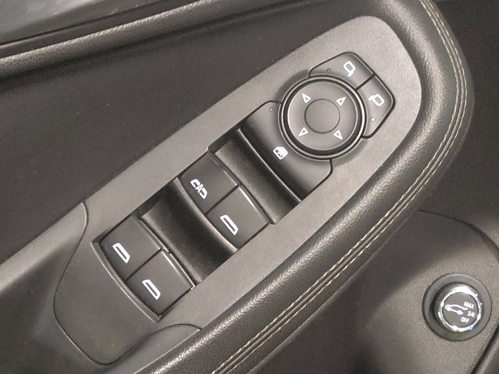 Used 2020 Buick Encore GX Preferred w/ Cold Weather Comfort Package FWD image 27