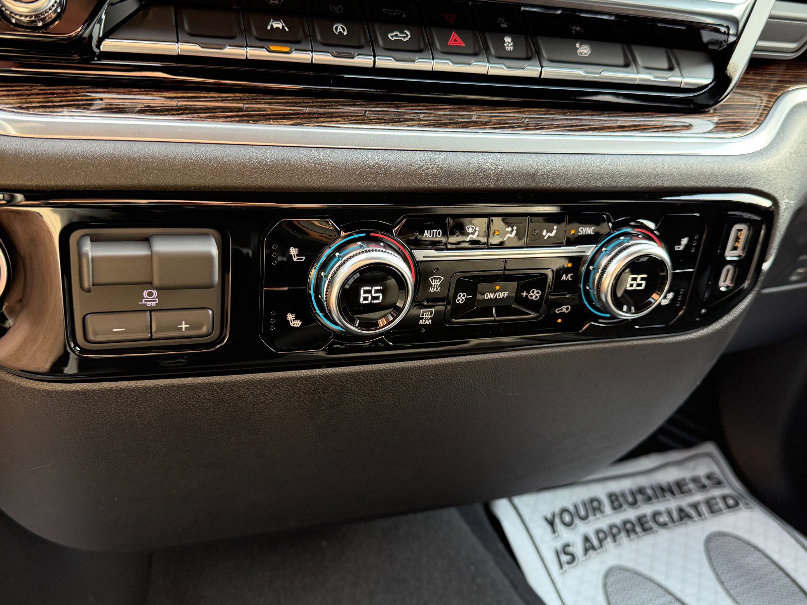 New 2026 GMC Sierra 1500 Elevation image 31