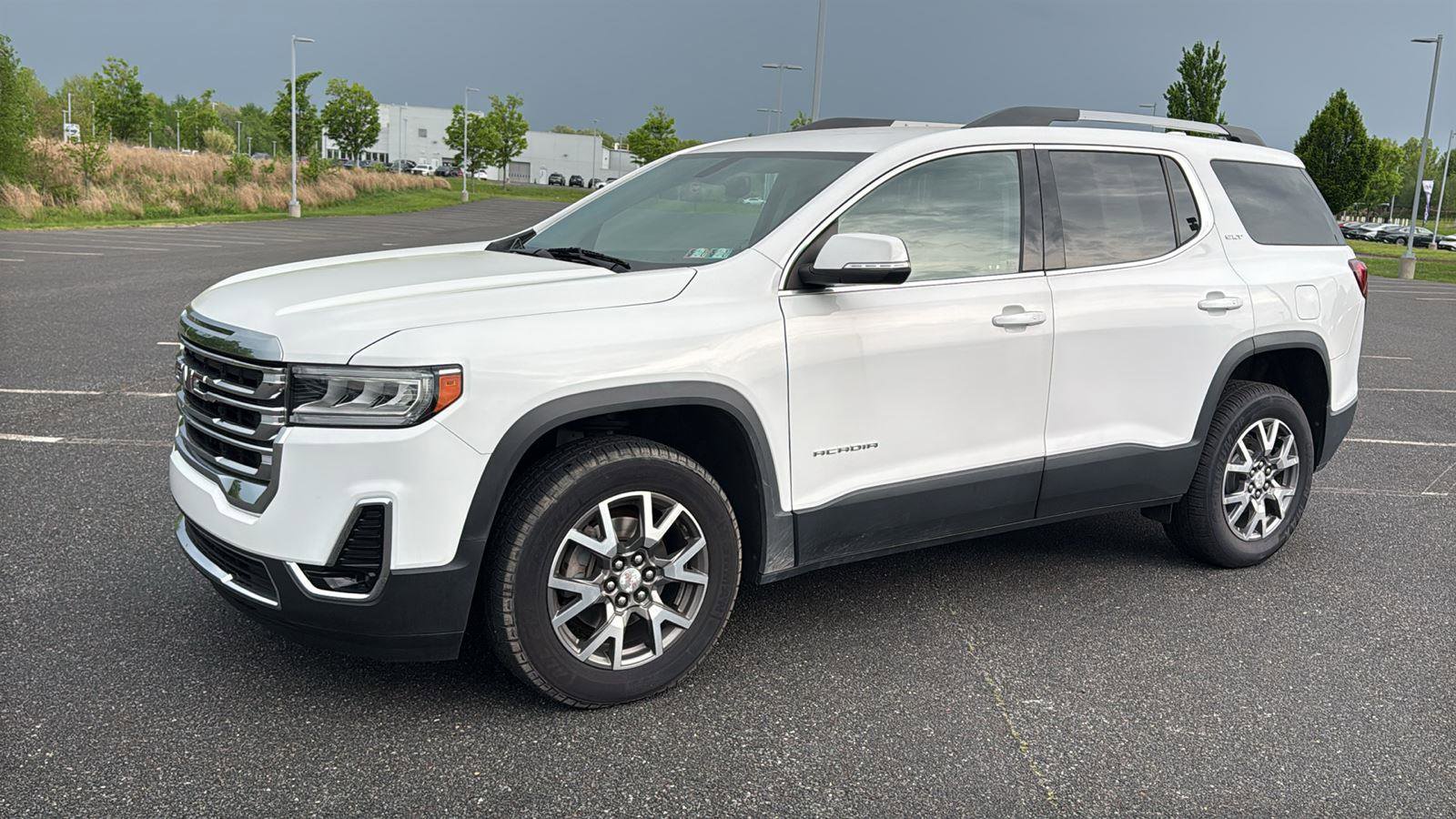 Used 2020 GMC Acadia SLT AWD/4WD image 13