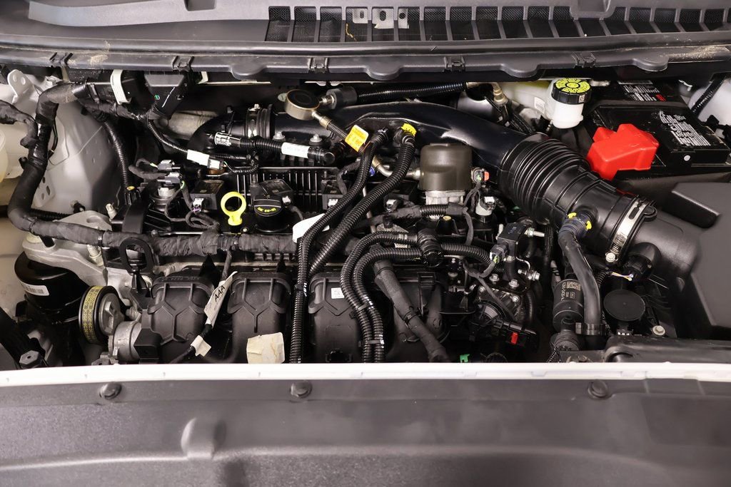 Used 2024 Ford Edge SEL image 19