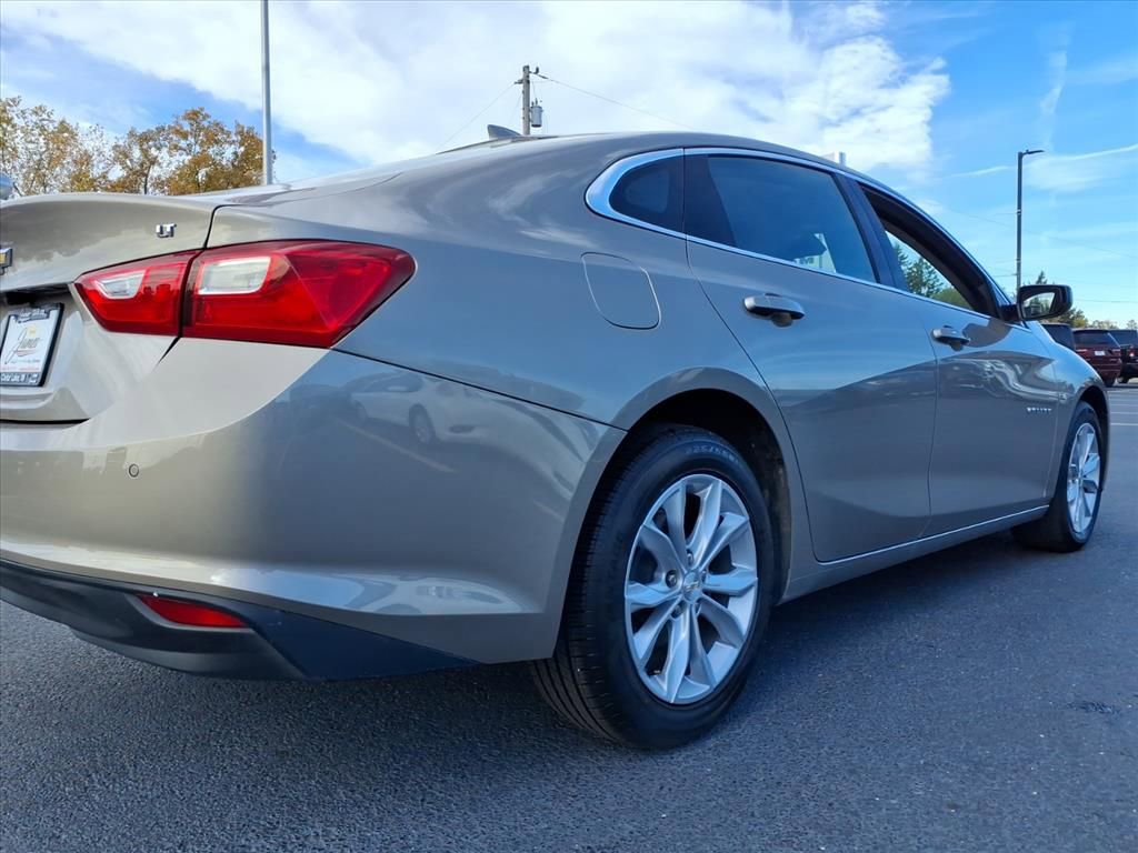 Used 2025 Chevrolet Malibu LT image 6