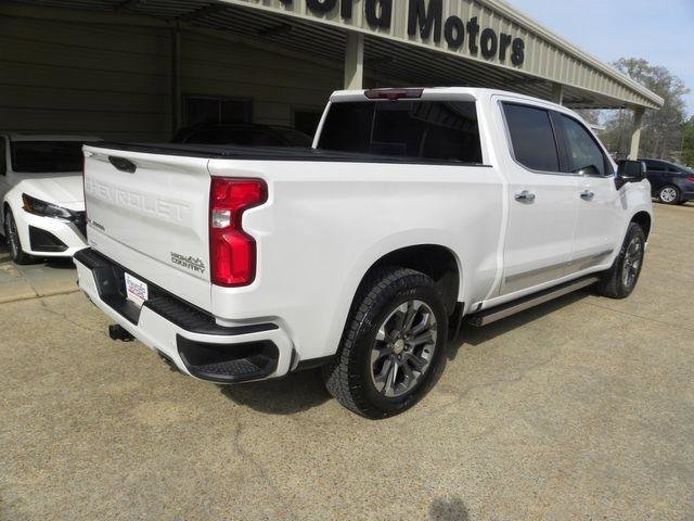 Used 2022 Chevrolet Silverado 1500 High Country w/ Technology Package AWD/4WD image 8