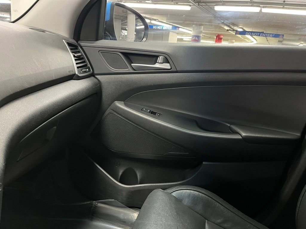 Used 2016 Hyundai Tucson Limited w/ Option Group 03 image 29