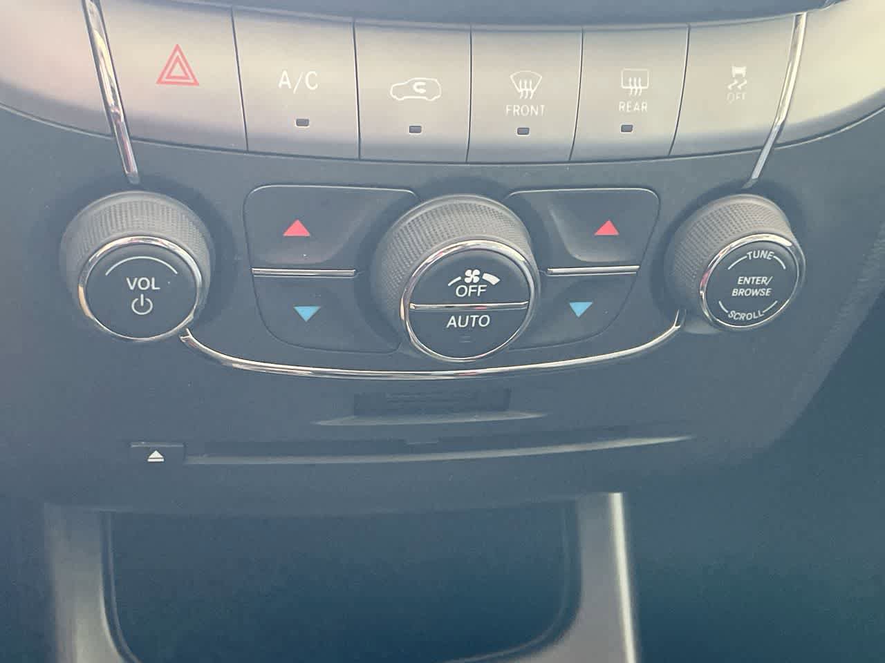 Used 2016 Dodge Journey Crossroad AWD/4WD image 19