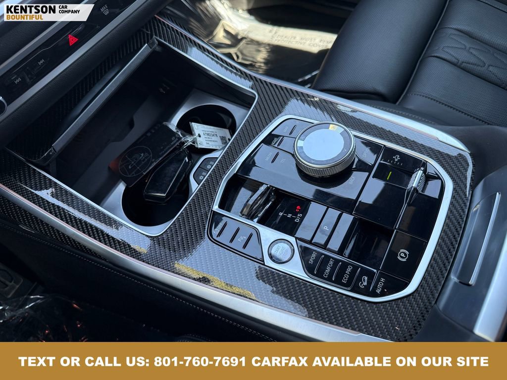 Used 2026 BMW X7 M60i image 25