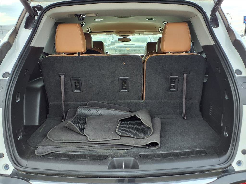 Used 2019 Buick Enclave Essence image 16