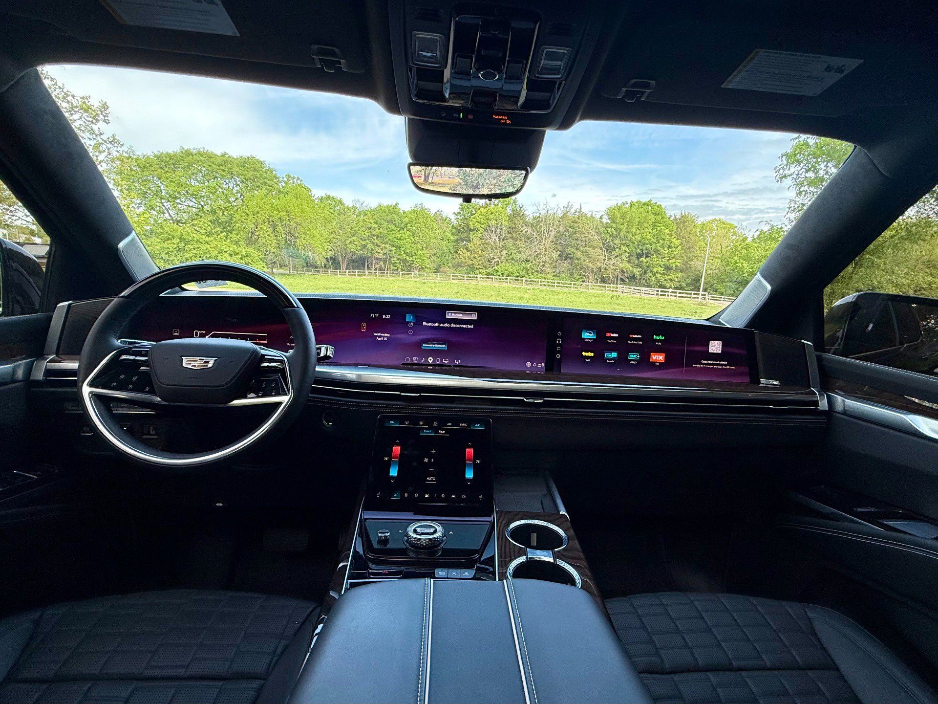 Used 2025 Cadillac Escalade Sport Platinum w/ LPO, ONYX Package image 52