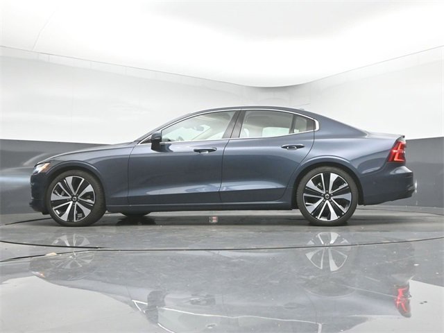 Used 2023 Volvo S60 B5 Ultimate w/ Climate Package image 13
