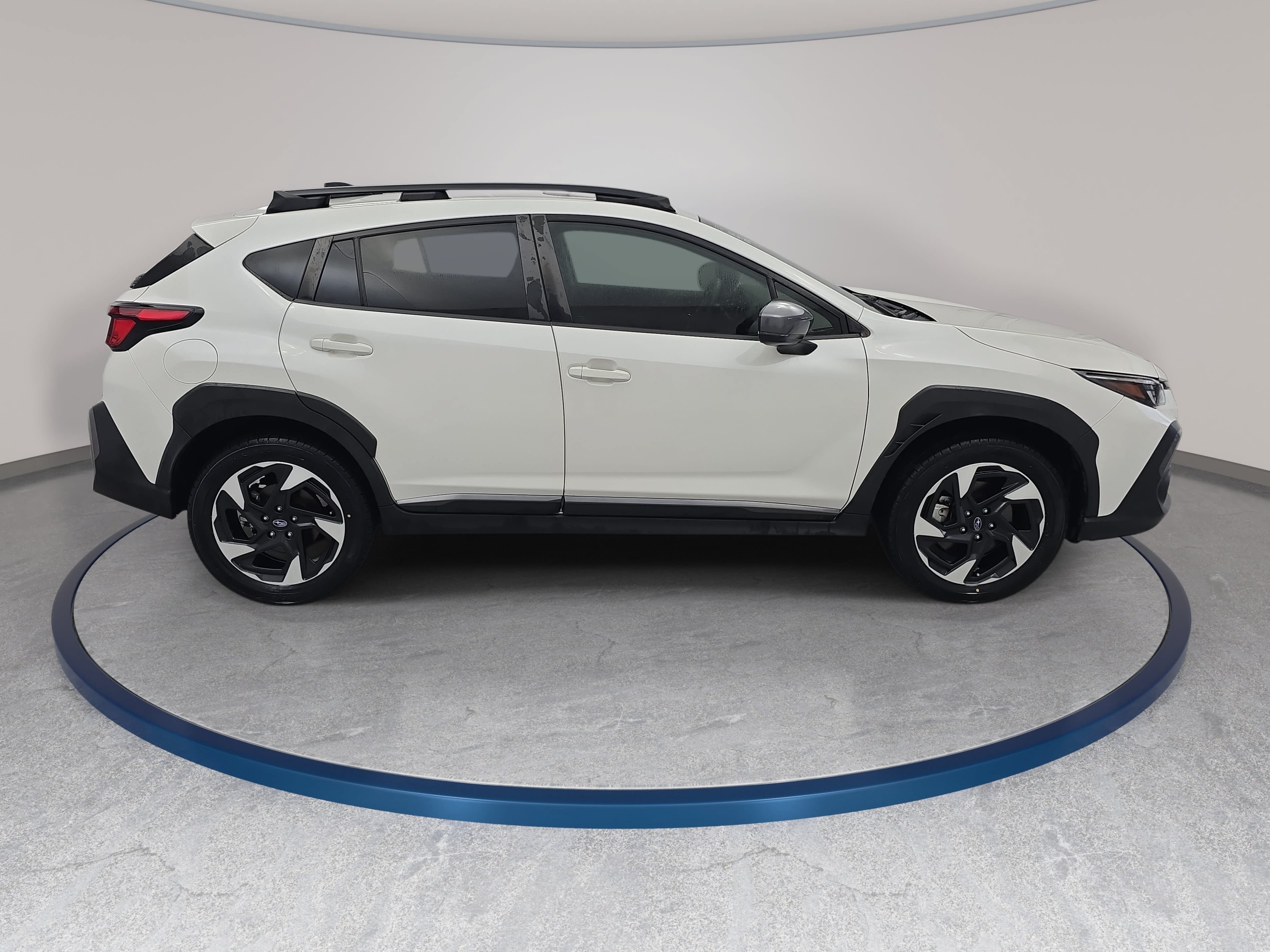 Used 2024 Subaru Crosstrek 2.5i Limited w/ Crosstrek Mirror Package AWD/4WD image 4