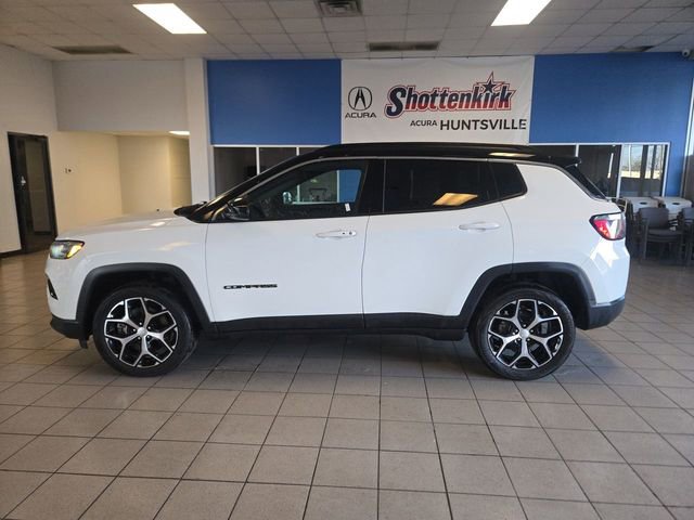 Used 2024 Jeep Compass Limited image 5