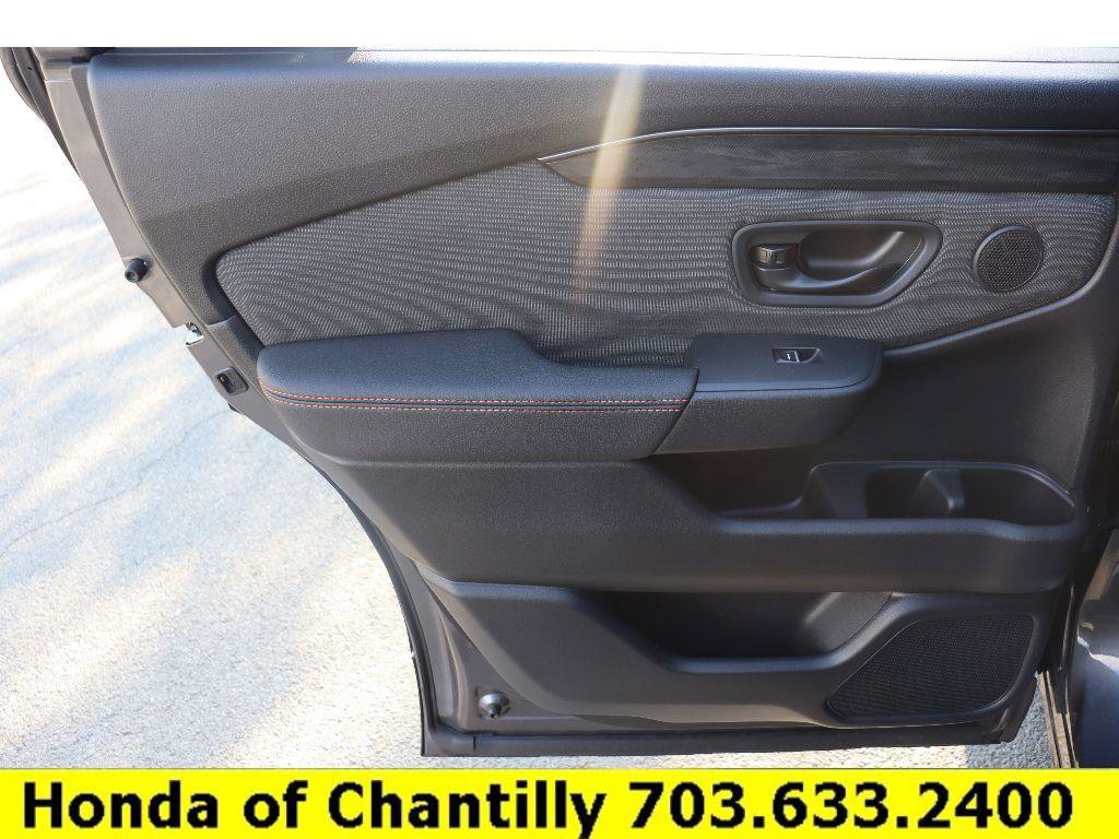 Certified 2026 Honda Passport TrailSport image 27