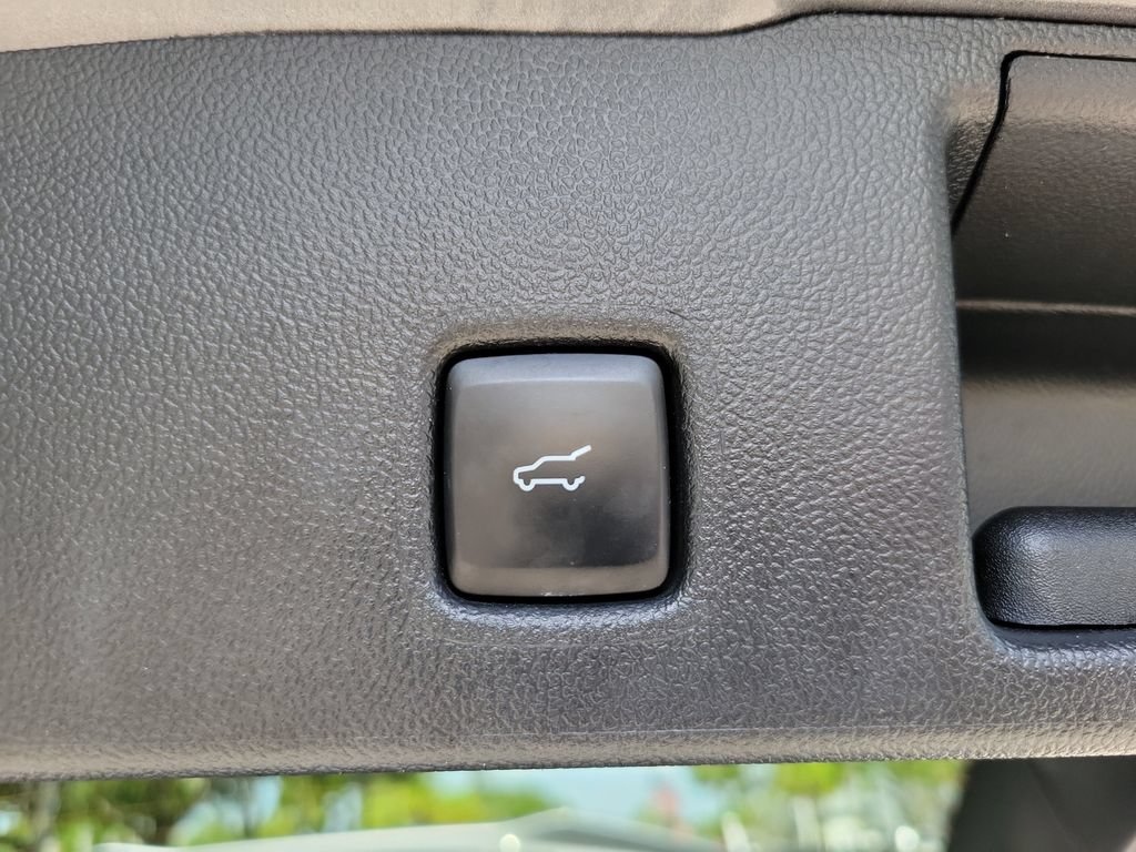 Certified 2023 Ford Escape ST-Line w/ Tech Pack #1 FWD image 7