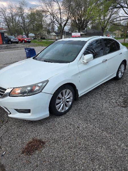 Used 2015 Honda Accord EX image 2
