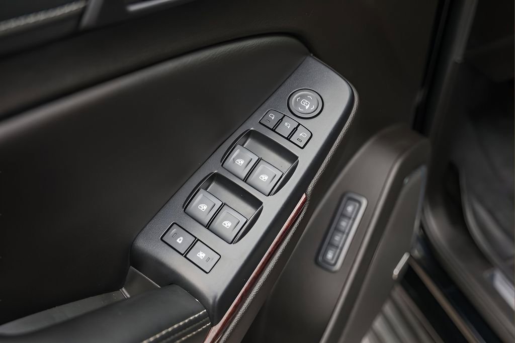 Used 2018 GMC Yukon SLT RWD image 22