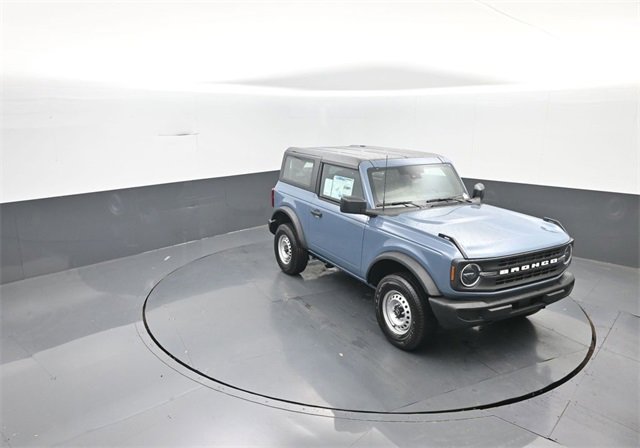 New 2025 Ford Bronco Base image 16
