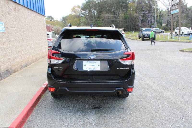 Used 2022 Subaru Forester Premium AWD/4WD image 4