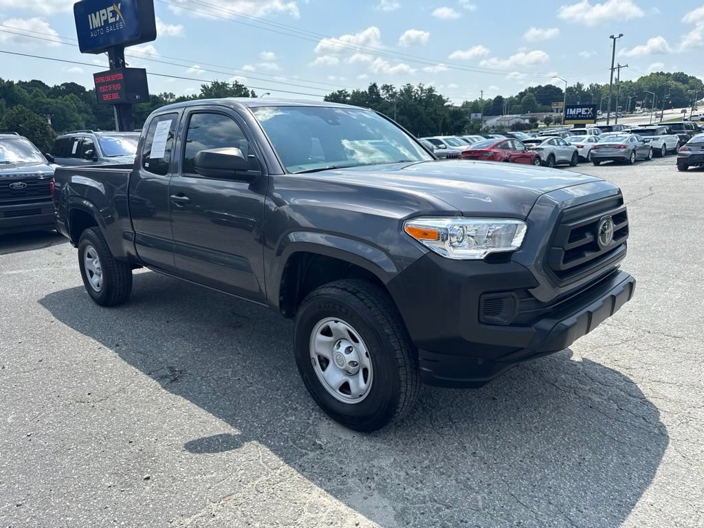 Used 2022 Toyota Tacoma SR RWD image 7