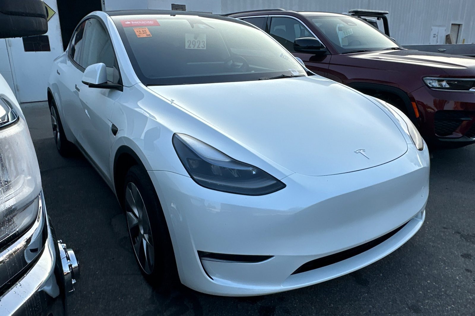 Used 2023 Tesla Model Y Long Range image 6