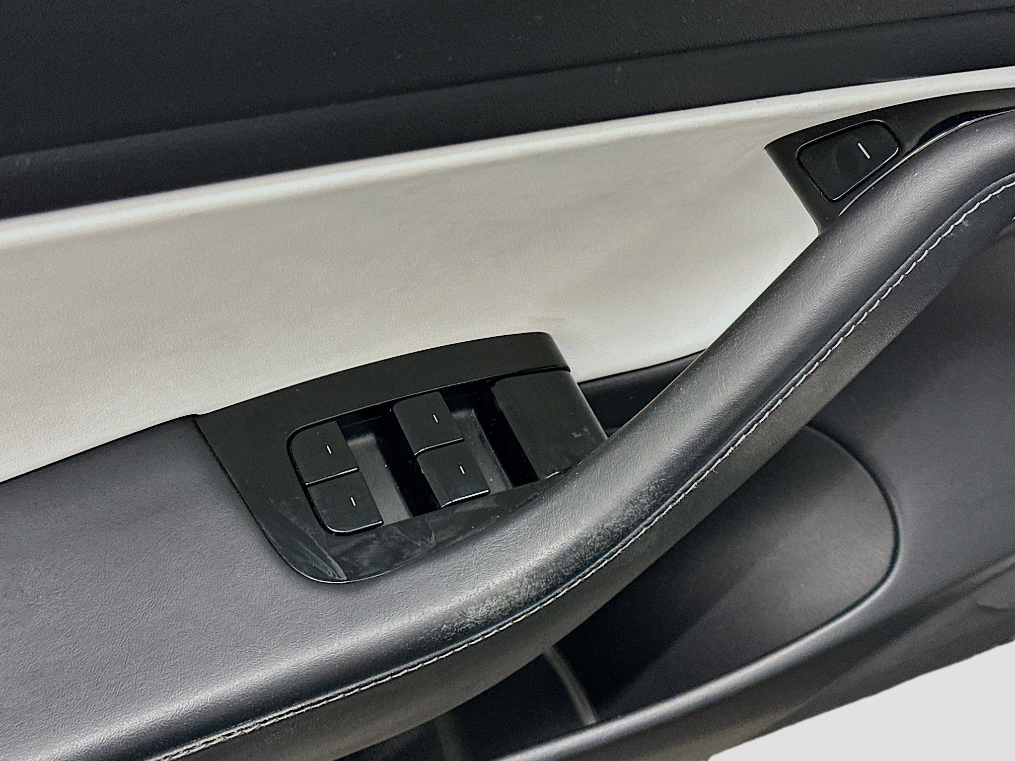 Used 2020 Tesla Model 3 Long Range image 15