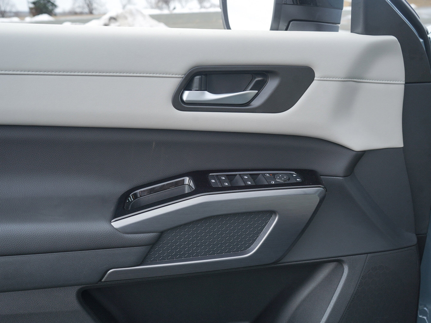 New 2026 Nissan Pathfinder SL w/ SL Premium Package image 17