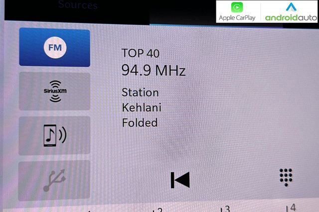 Used 2025 Chrysler Pacifica Select image 19