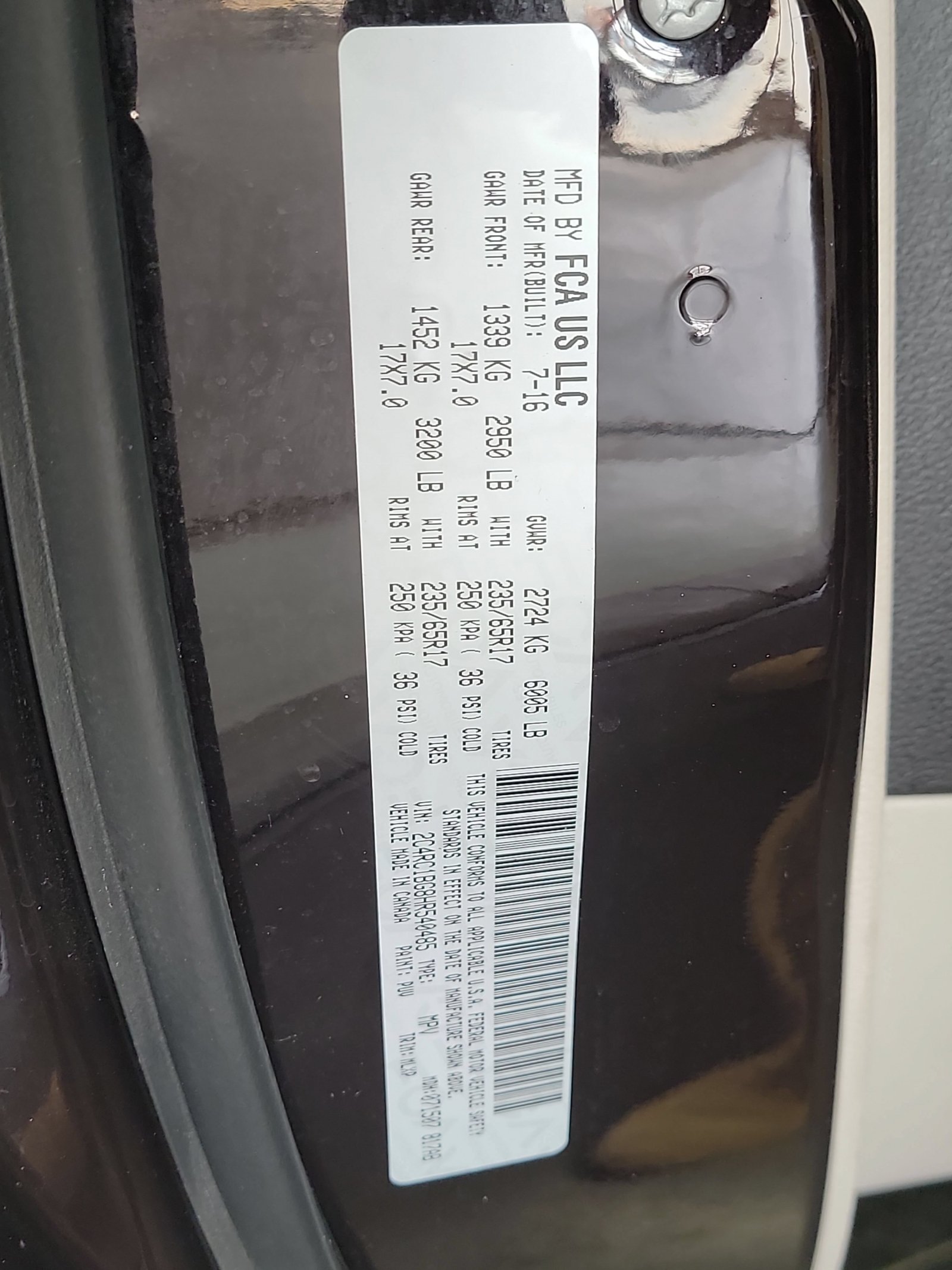 Used 2017 Chrysler Pacifica Touring-L FWD image 32