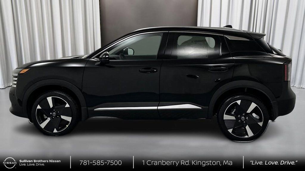 New 2025 Nissan Kicks SR w/ SR Premium Package image 7