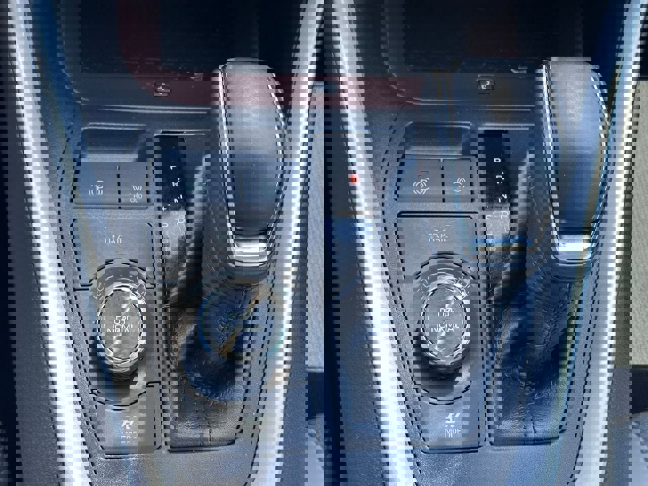 Used 2022 Toyota RAV4 Limited image 34